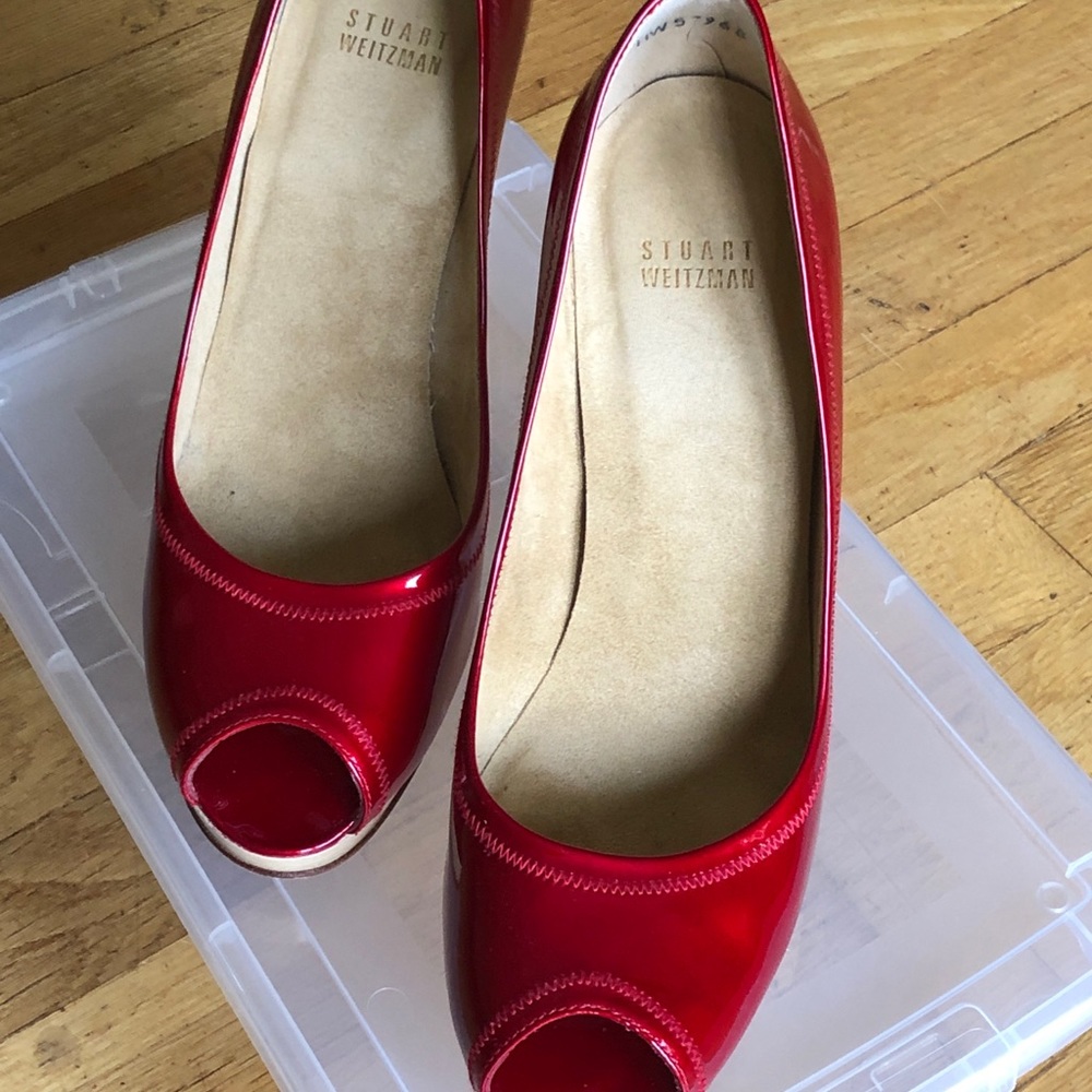 Stuart Weitzman Avignon Red Patent Leather Peepto… - image 5
